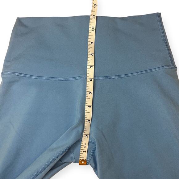 Aritzia Tna TnAction High Rise Blue Biker Shorts Activewear Workout Gym Sz Small - Picture 7 of 8